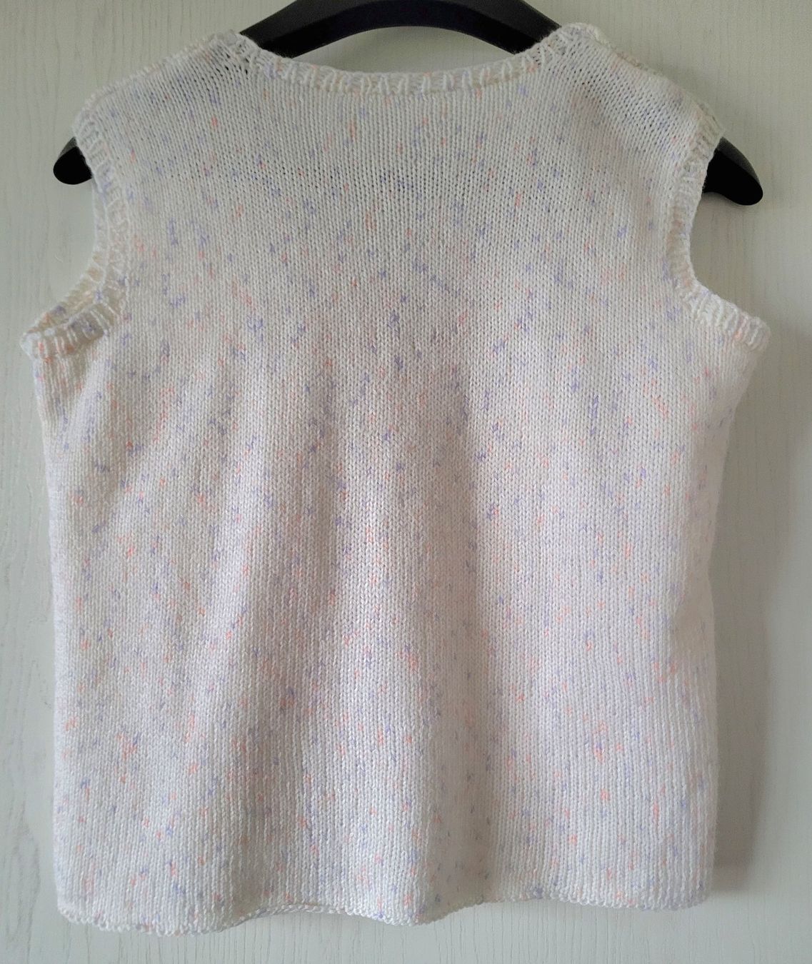Pullover & Sweatshirts: Sommerlicher Mädchenpulli – Gebraucht aus Oberuzwil von rtr_wp6m 1