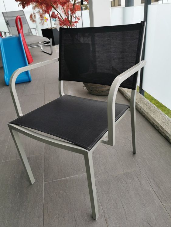 3 Gartenstühle, modern & bequem, schwarz Kaufen auf Ricardo