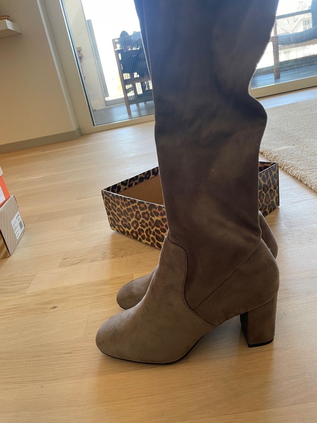 Scarpe da donna: Overkness Grau – Nuovo e nell'imballaggio originale da Zürich venduto da nik_tw2j 1
