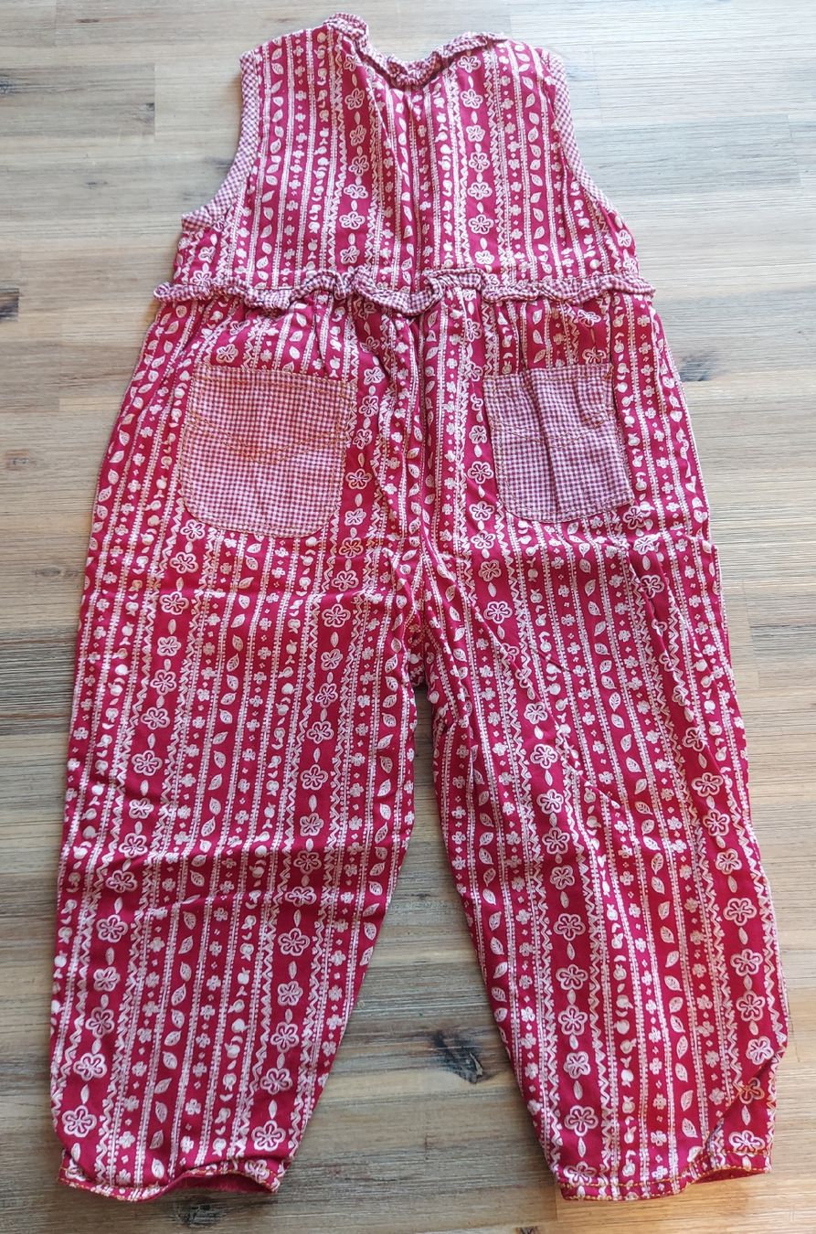 H&M Tute: Mädchen Jumpsuit Grösse 98 rot-weiss gemustert – Usato da Basel venduto da Sinibini86 1