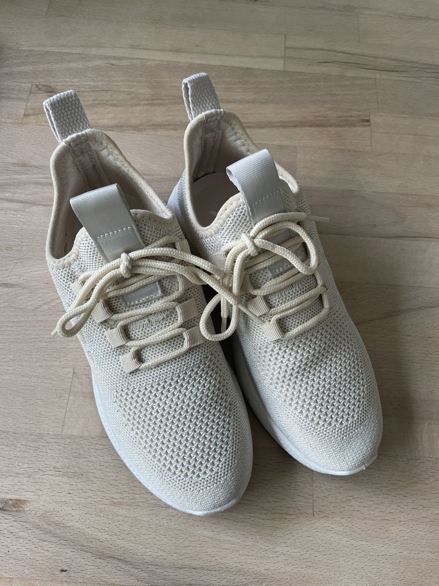 Victory Scarpe per ragazze: Victory Sneaker Beige Gr. 34 – Usato da Solothurn venduto da Silbermond01