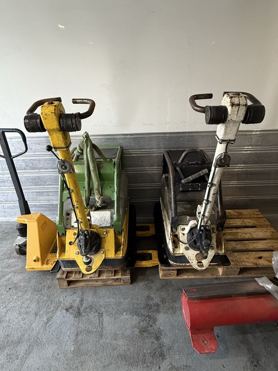 Wacker Neuson Tutte le macchine: Wacker Neuson DPU-6055 Rüttelplatte-Vibroplatte – Usato da Zürich venduto da DraganM. 6
