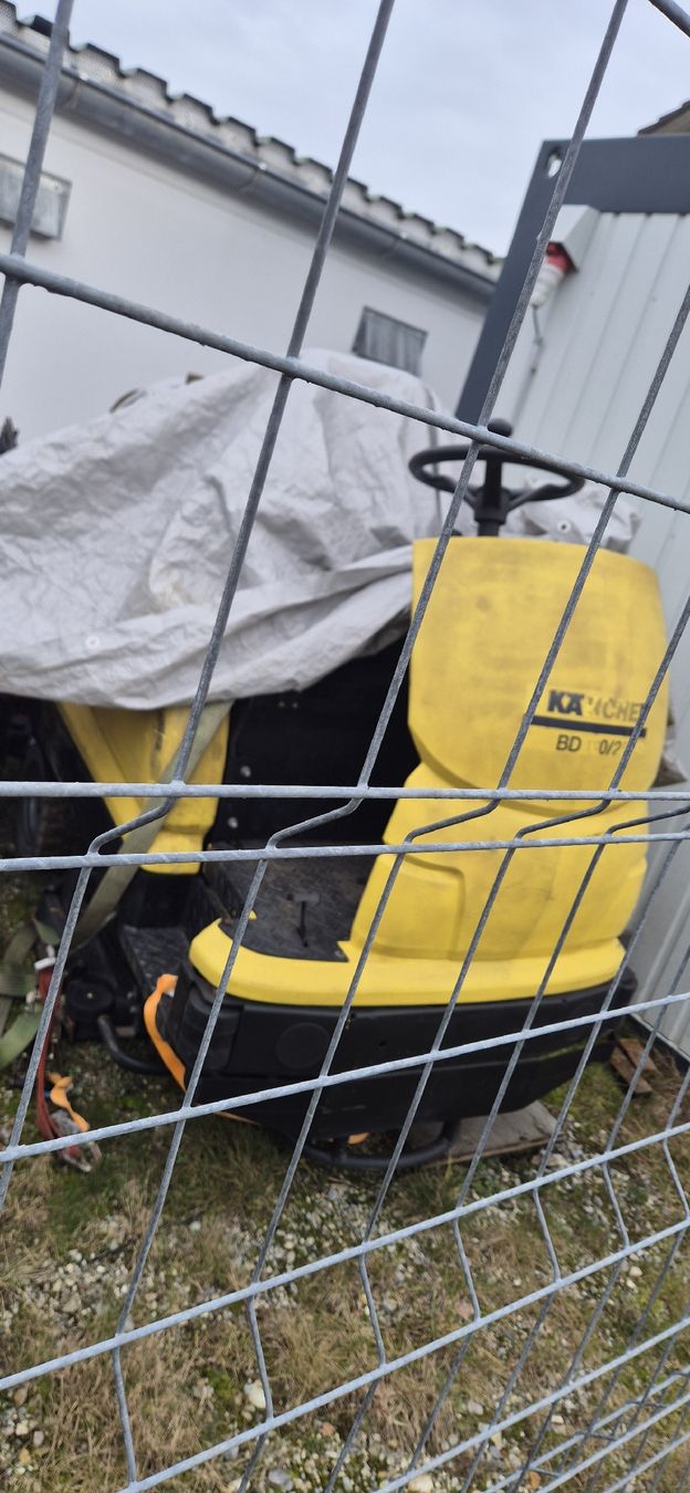 Kärcher Tutte le macchine: Kärcher BR 100/250 – Usato da Grenchen venduto da Hz. 1