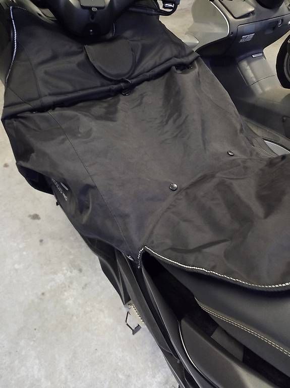 Tutti i ricambio per moto: Yamaha xmax 2023-2026 Tucano Termoscud – Usato da Spreitenbach venduto da Brm4 2