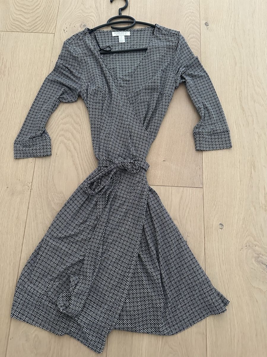 Vestiti: Robe super confortable – Usato da Muraz (Collombey) venduto da dor_hp2w