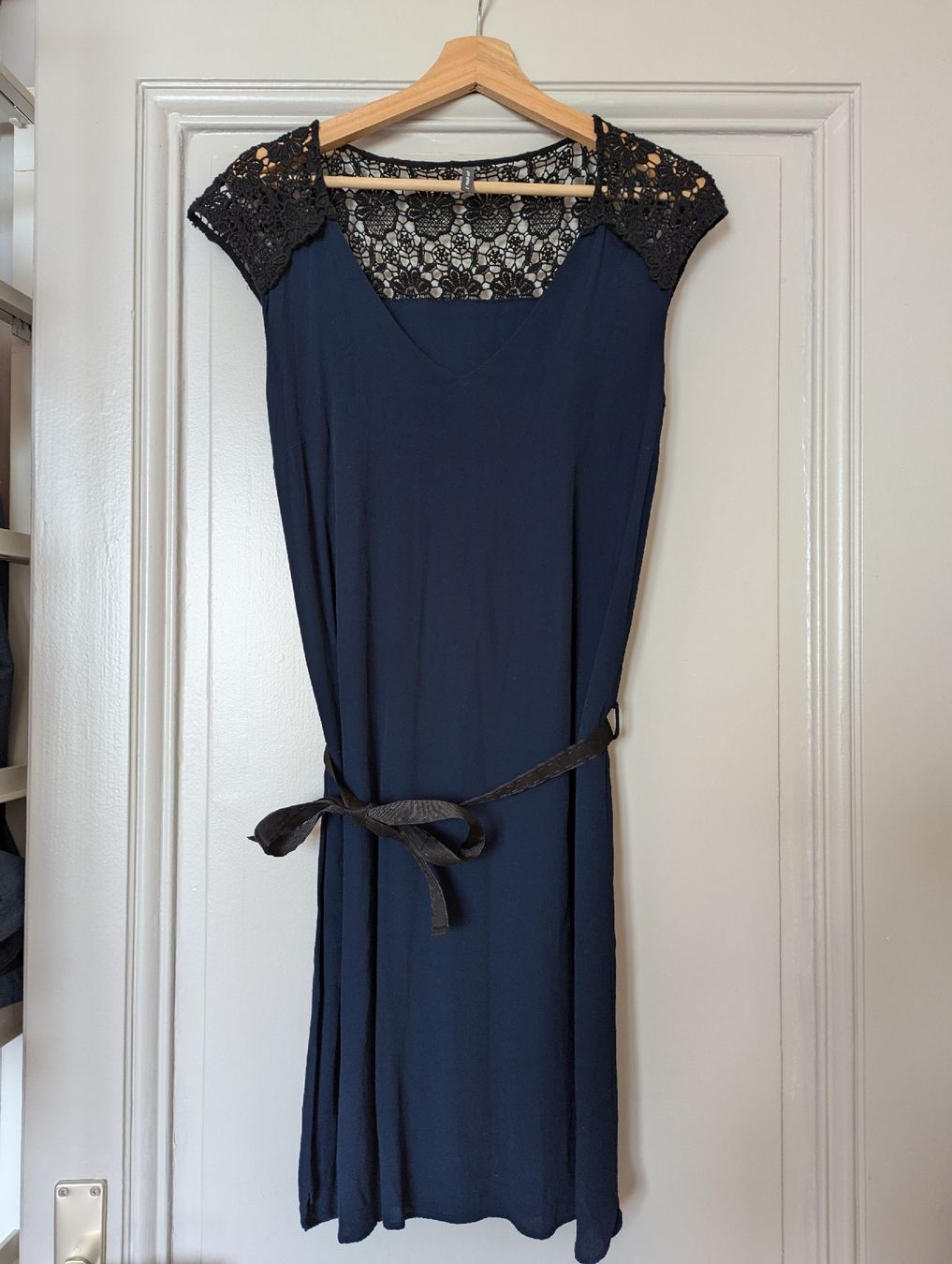 Nafnaf Vestiti: sublime robe Naf Naf 36 – Nuovo (secondo la descrizione) da Montreux venduto da dem_gyt9