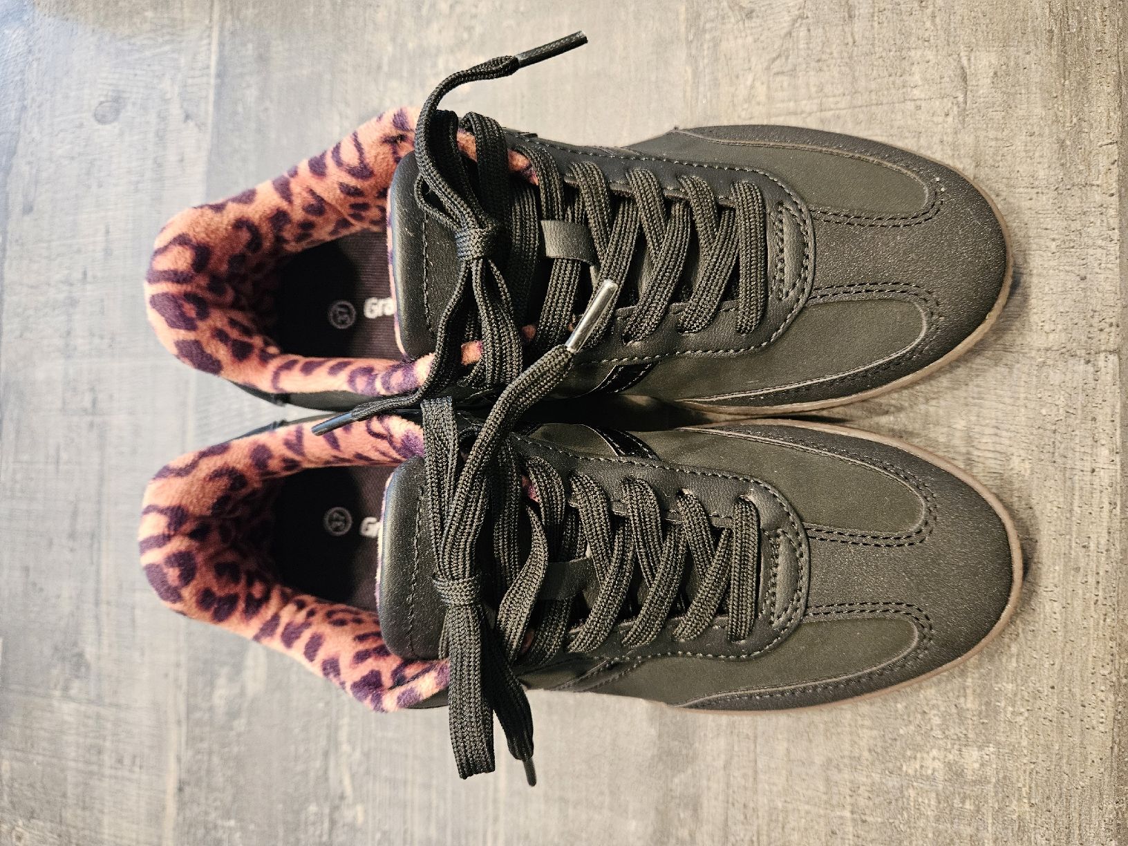 Dosenbach Scarpe da donna: Sneaker schwarz mit Leopardenmuster, Gr. 37 – Nuovo (secondo la descrizione) da Luzern venduto da Joker84 1