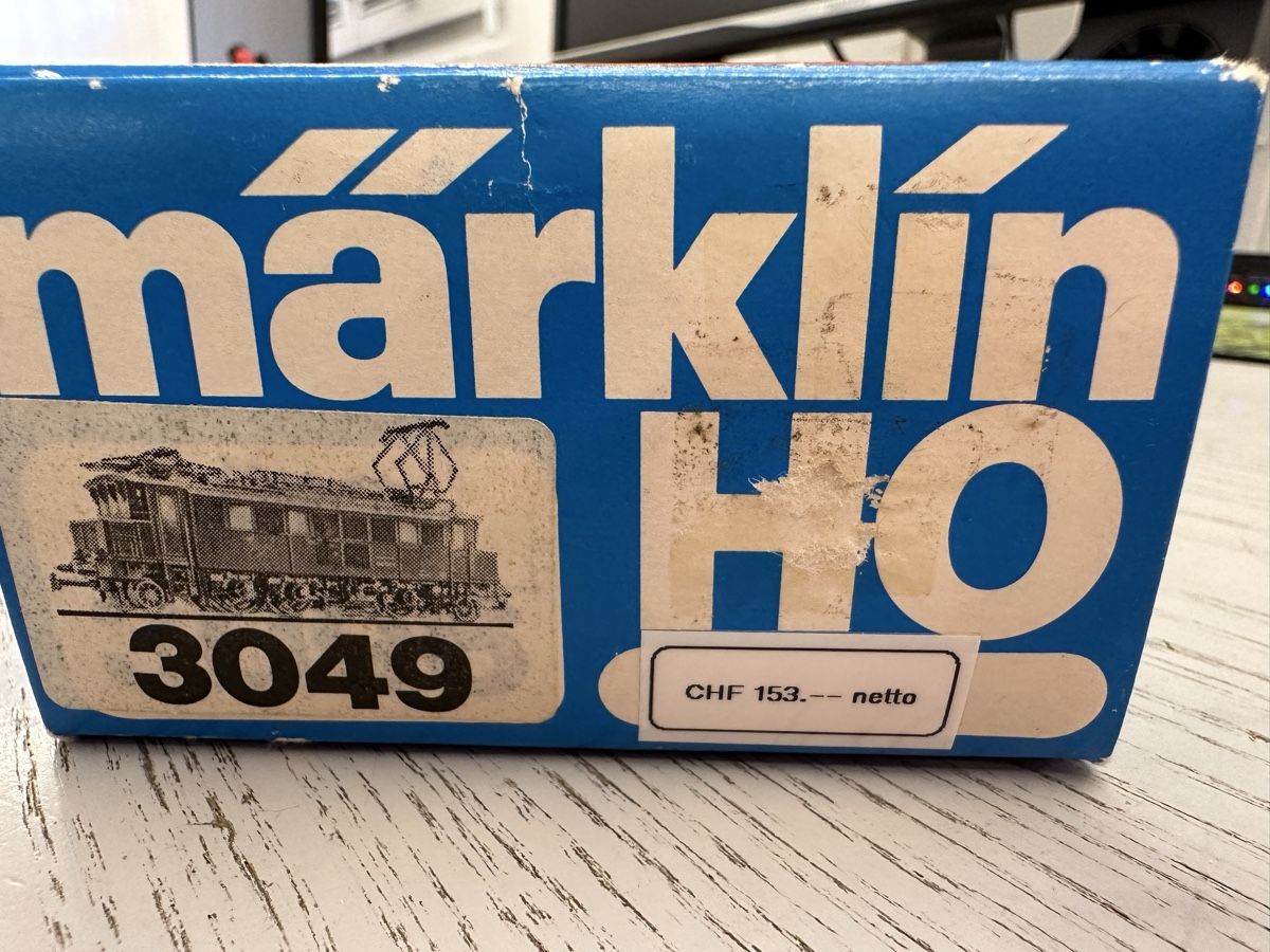 Märklin Modellini di ferrovie: Märklin 3049 DB BR 104 – Usato da Lupsingen venduto da New-Haven 8