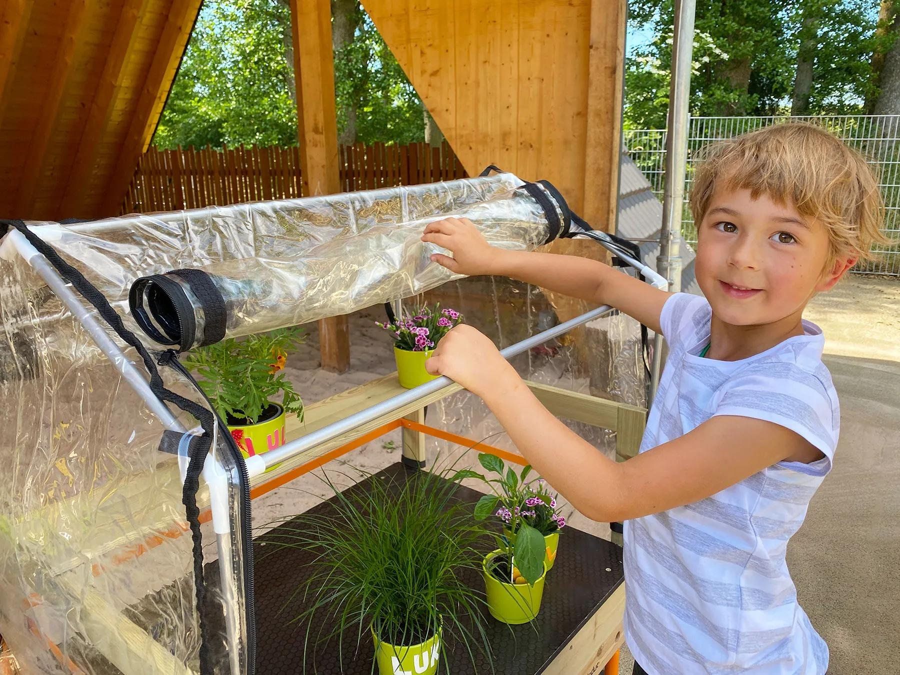 Gartenhäuser & Gewächshäuser: MOBILES GEWAECHSHAUS für KITAS, KIGAS, SCHULEN und PRIVATE – Neu (gemäss Beschreibung) aus Bern von ThomasRicardo57 2