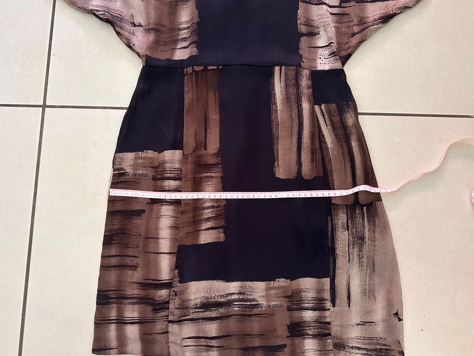 Vestiti: Max&Co Kleid 100% Seide – Usato da Alpnach Dorf venduto da ljusja 5