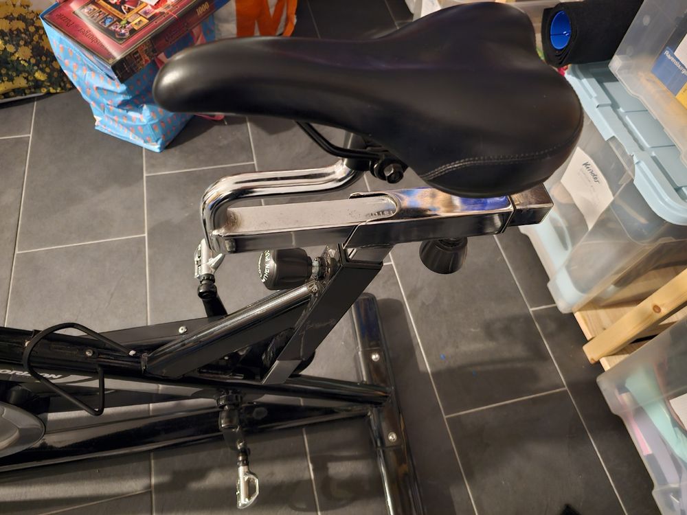 horizon fitness indoor cycle s3