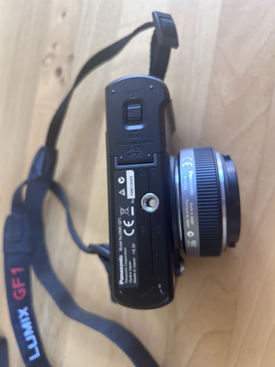 Panasonic Kamera: Panasonic Lumix GF1 Digitalkamera mit Ladegerät – Gebraucht aus Basel von Jasi2000 4