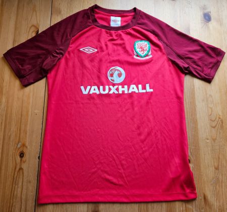 Trikot Wales Umbro Grösse M Fussball Vauxhall
