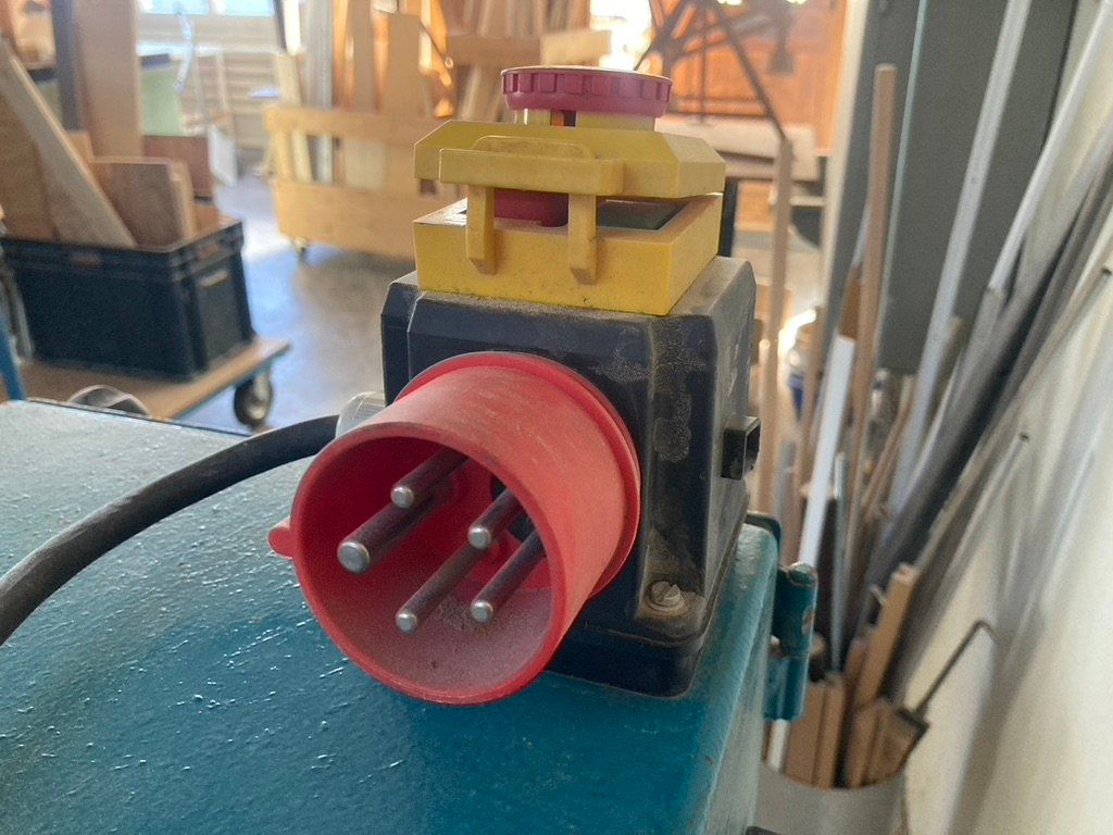 Smerigliatrici & Lucidatrici: Bandschleifmaschine L85-2200-E – Usato da Biel/Bienne venduto da pupi81 2