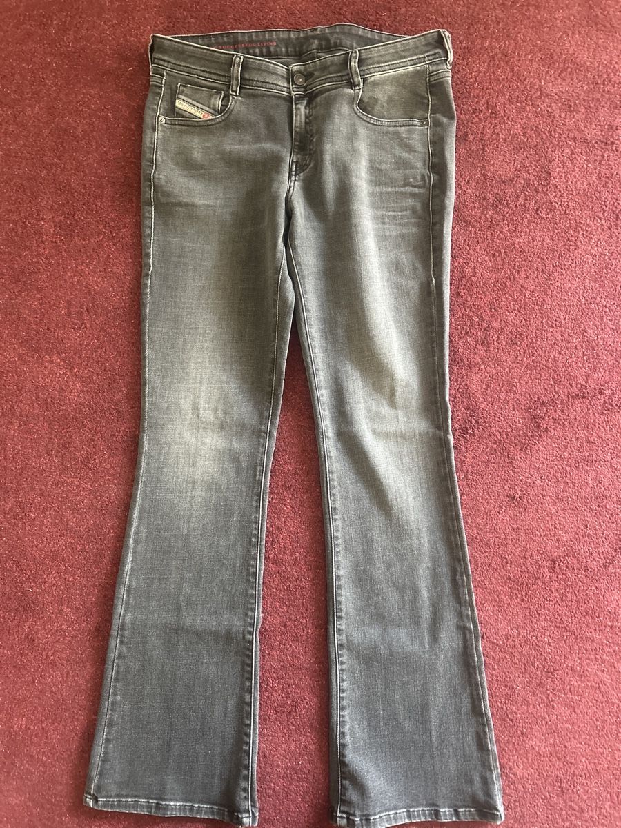 Diesel Jeans: Diesel Jeans 31/32 neuwertig – Nuovo (secondo la descrizione) da Maloja venduto da liv_5gzx