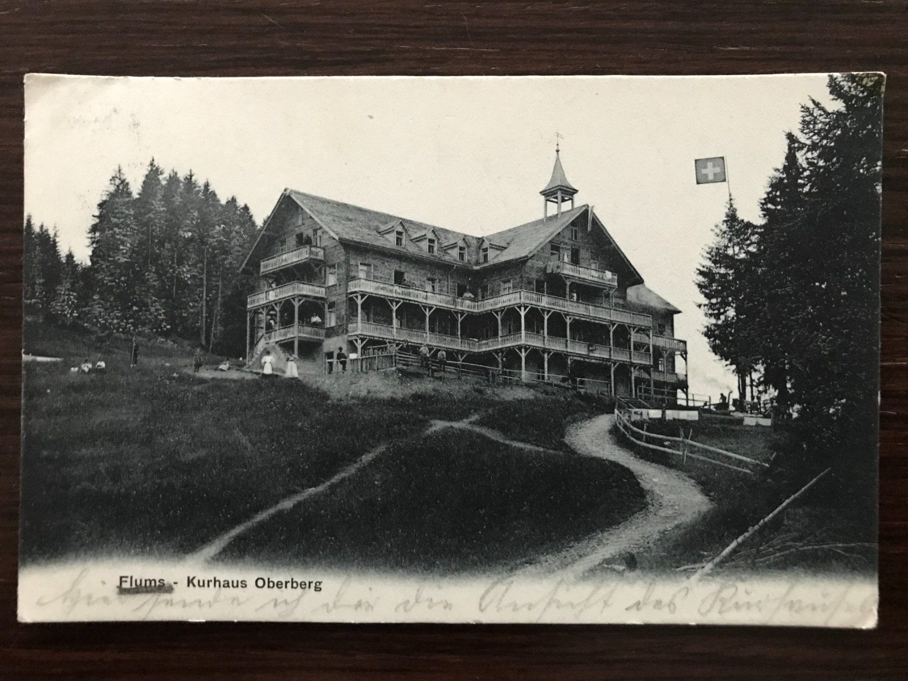 Cartoline postali: Flums KURHAUS OBERBERG BELEBT 1909 – Usato da Wald ZH venduto da TLILEF