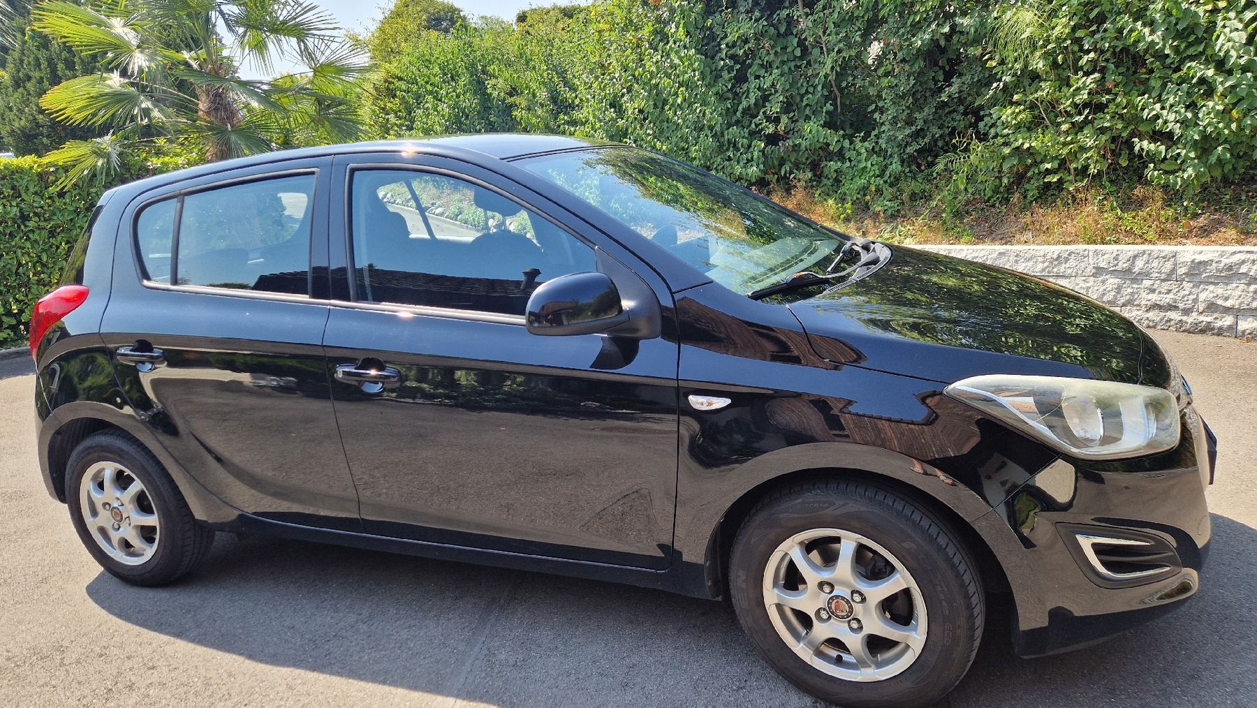 Hyundai Automobili: Hyundai i 20 – Usato da Adligenswil venduto da Petrak 1