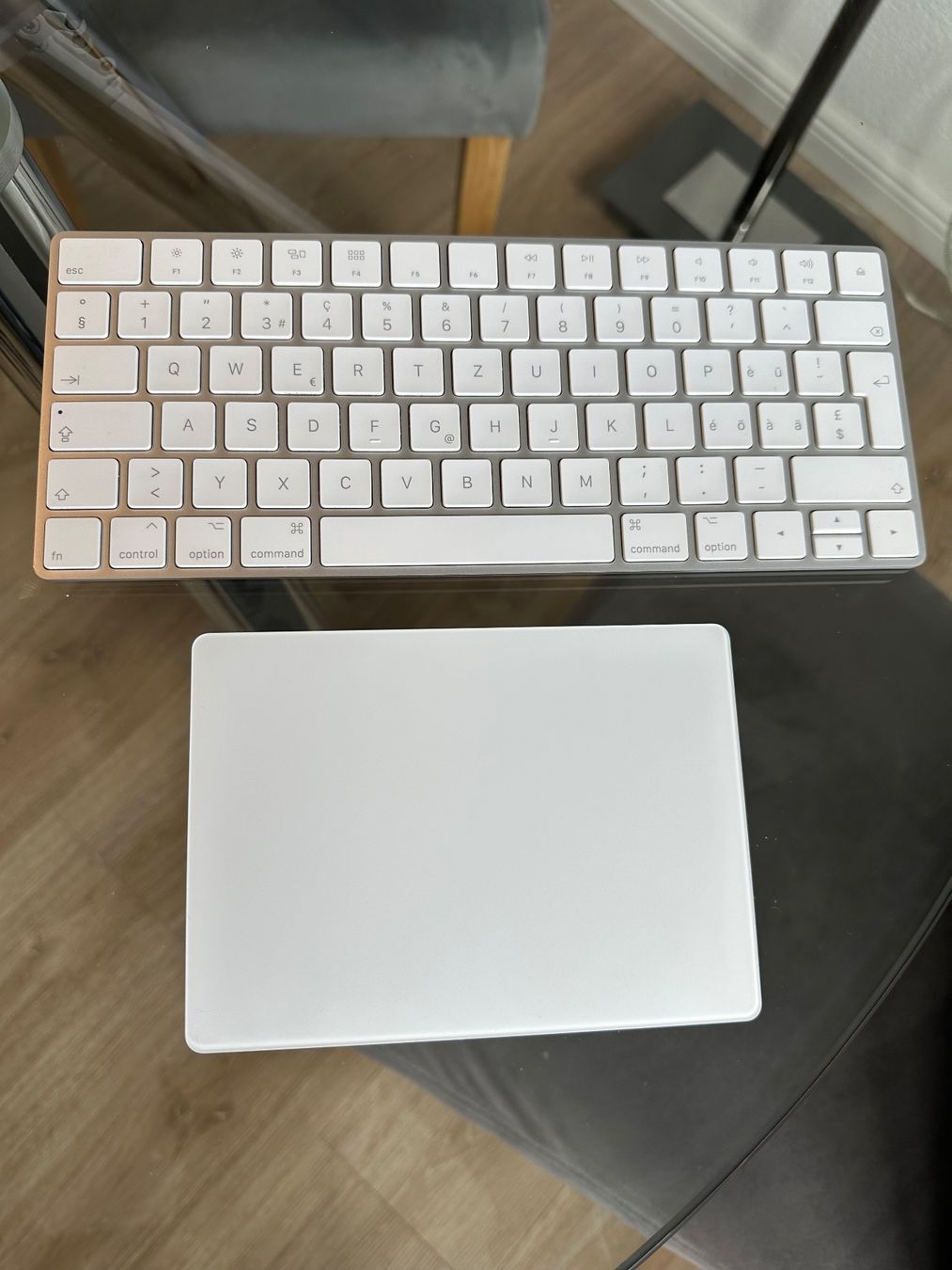 Apple Tastiere: Apple Magic Keyboard + Magic Trackpad 2 (einwandfrei) – Usato da Liestal venduto da nic_smb5