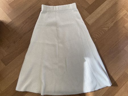 Maje Strickrock, Grösse 36, Elfenbein, Winter-Must-have!