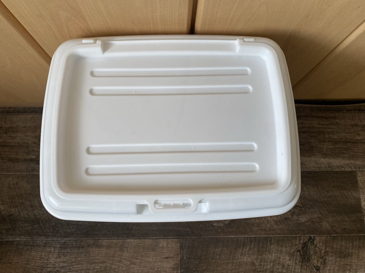 Contenitori & Simili: Futterbox 42x28/35x20/25cm – Nuovo (secondo la descrizione) da Seewen SZ venduto da shaky01 1
