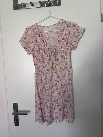 Blümchenkleid, Pastellfarben, Grösse 36