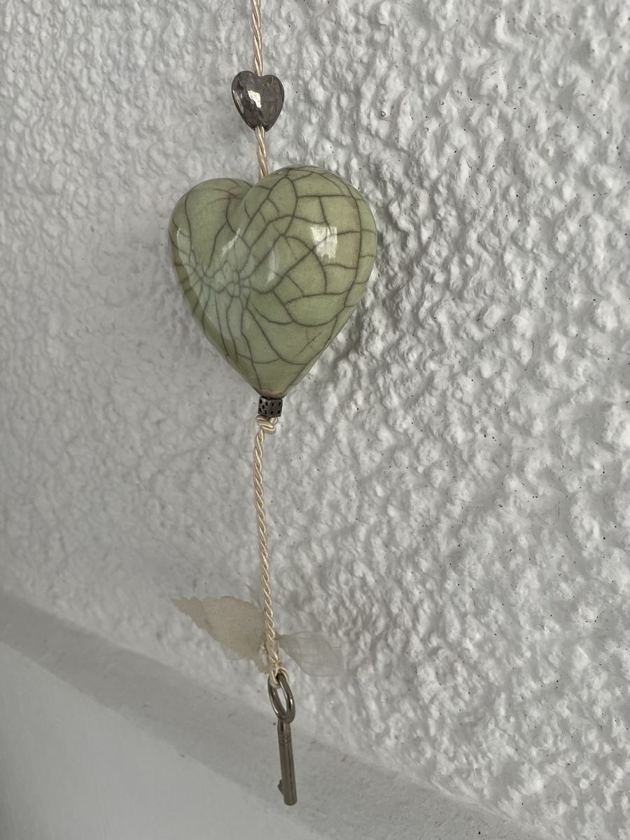 Tutte le decorazioni: Dekorations-Hänger mit Keramik Herz – Usato da Wetzikon ZH venduto da seli03 5