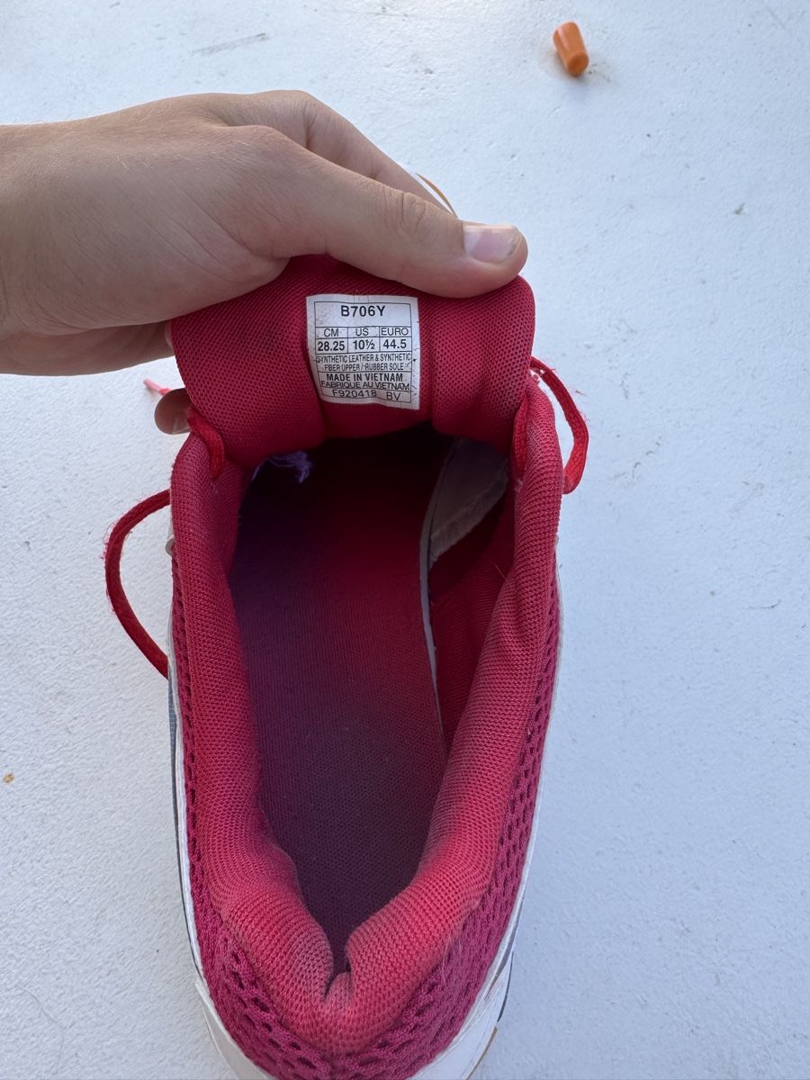 Asics Scarpe da uomo: Asics - Hallenschuhe kaum gebraucht 44.5 – Usato da Binz venduto da ben_qv87 6
