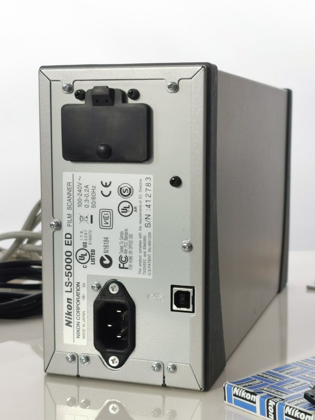 Scanner: Nikon Super Coolscan LS-5000 ED Film Scanner – Gebraucht aus Genève von  4