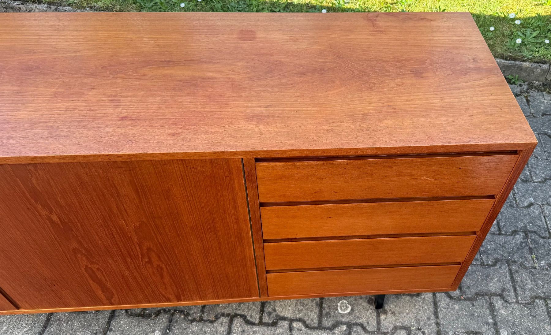 Cassettiere: Sideboard // Mid Cenutry – Usato da Schinznach-Dorf venduto da mix 3