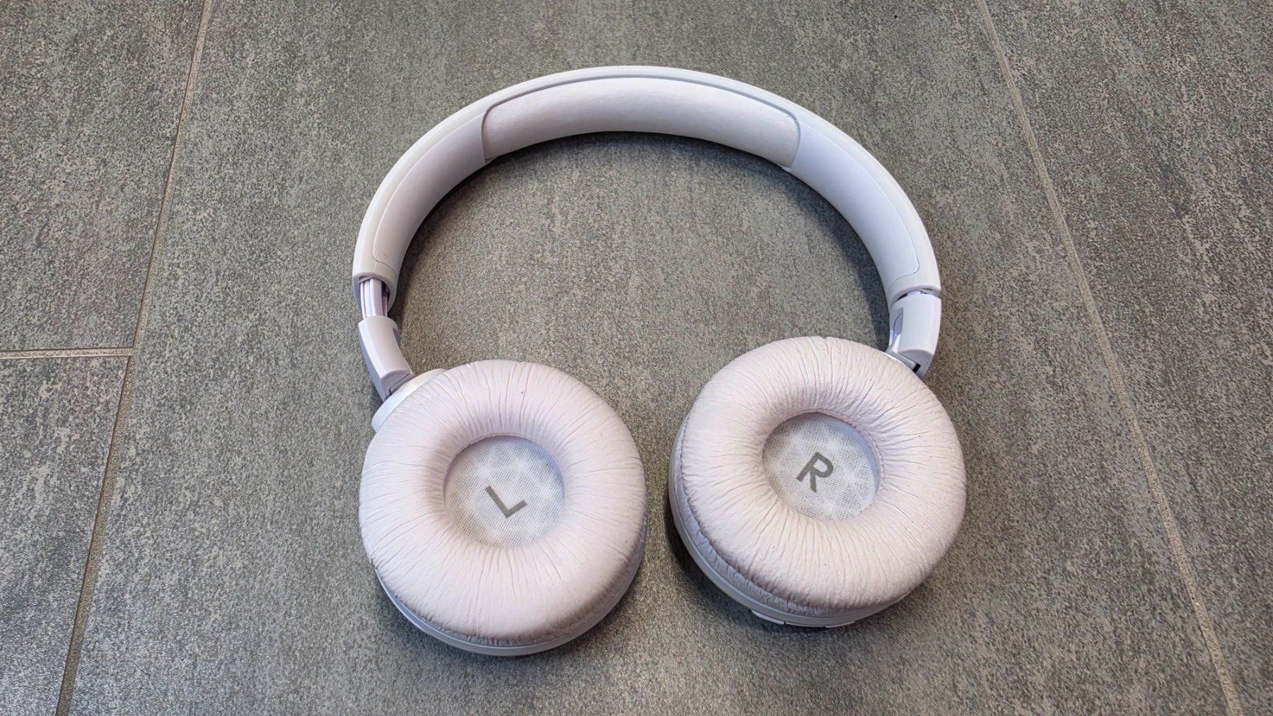 JBL Cuffie: JBL Tune 510BT weiss – Usato da Dällikon venduto da Finsterwaldnet 1