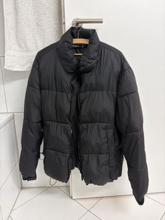Zara Pufferjacke schwarz Grösse XL guter Zustand