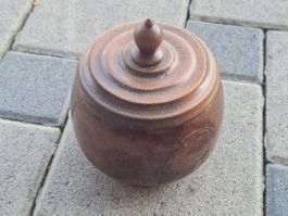 Holzschatulle? / Tier-Urne? / Schmuck? / Küchendose? / Salz?