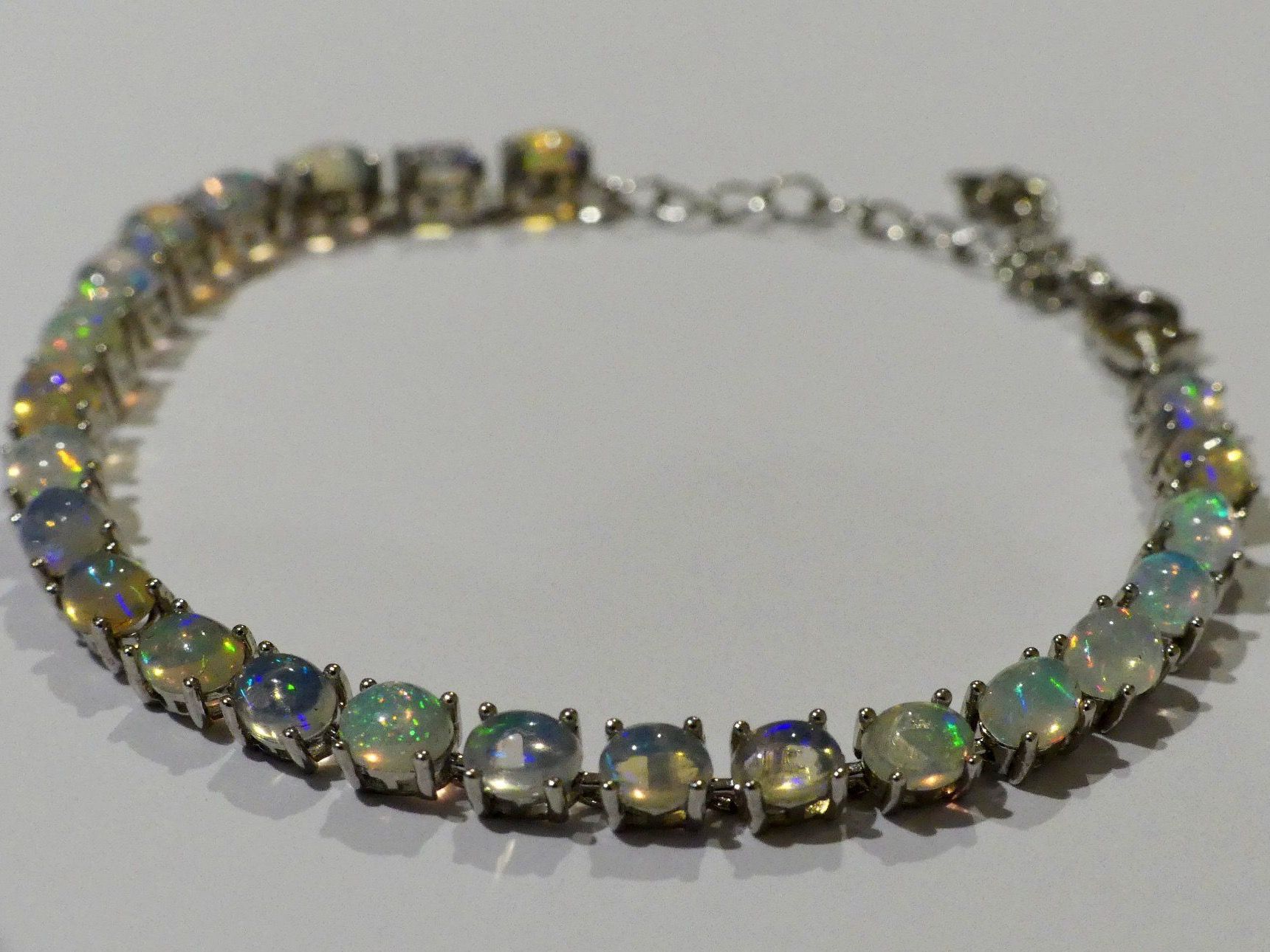 Bracciali & Braccialetti: Armband mit Kristall-Opalen – Nuovo e nell'imballaggio originale da Matten b. Interlaken venduto da kero71 5
