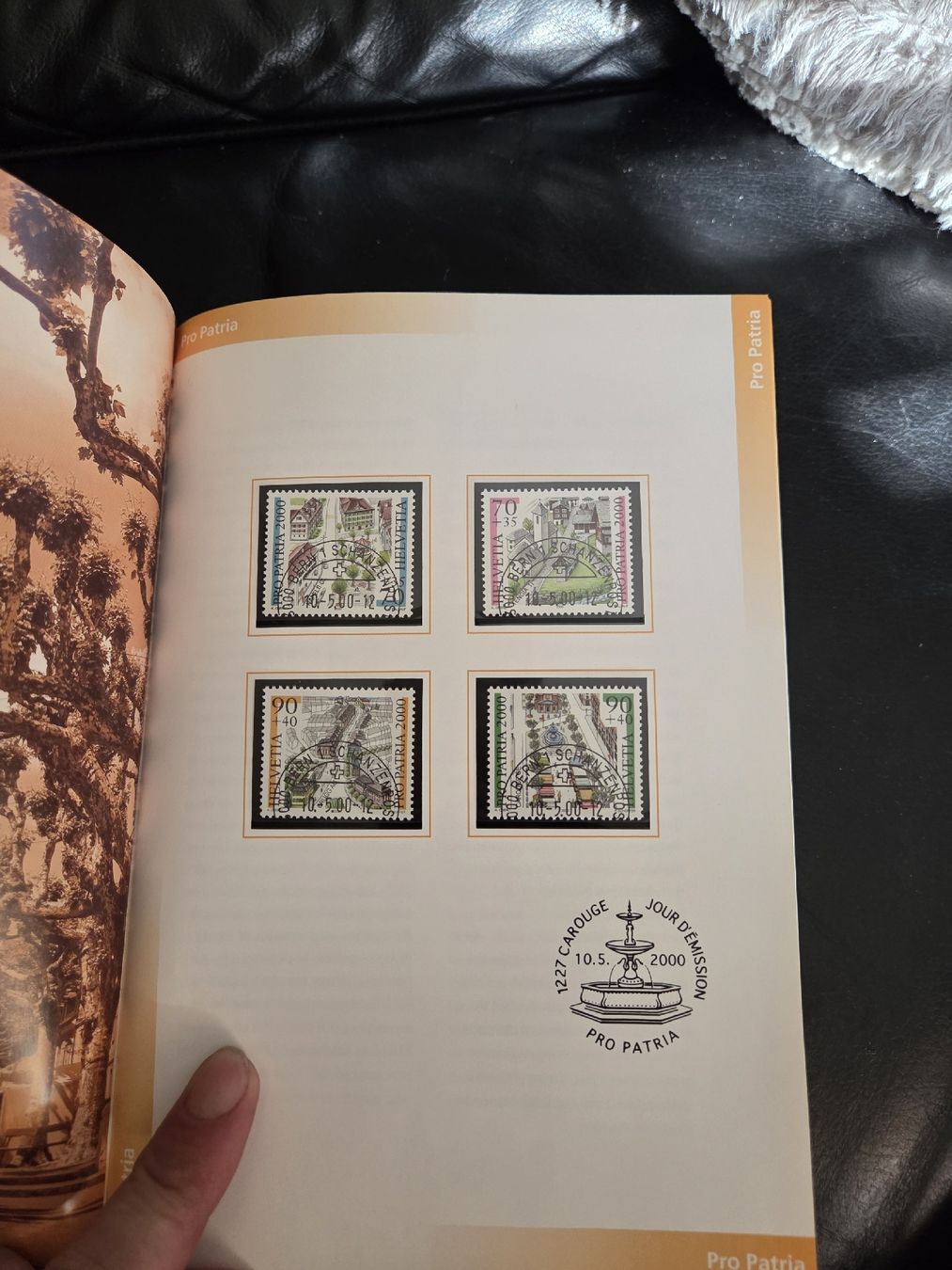 Alle Briefmarken: Schweizer Briefmarken Buch Jahr 2000 – Gebraucht aus Riehen von str_2msn 4