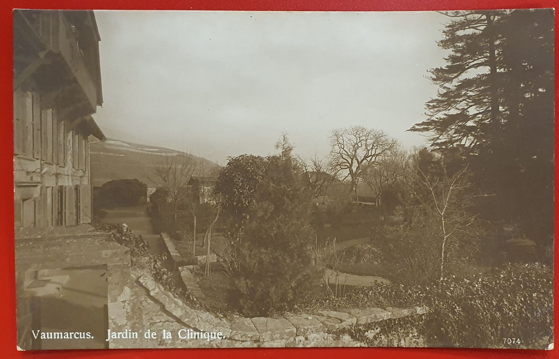 Cartoline postali: Vaumarcus. Jardin de la Clinique. – Usato da Kreuzlingen venduto da Rschweiz1