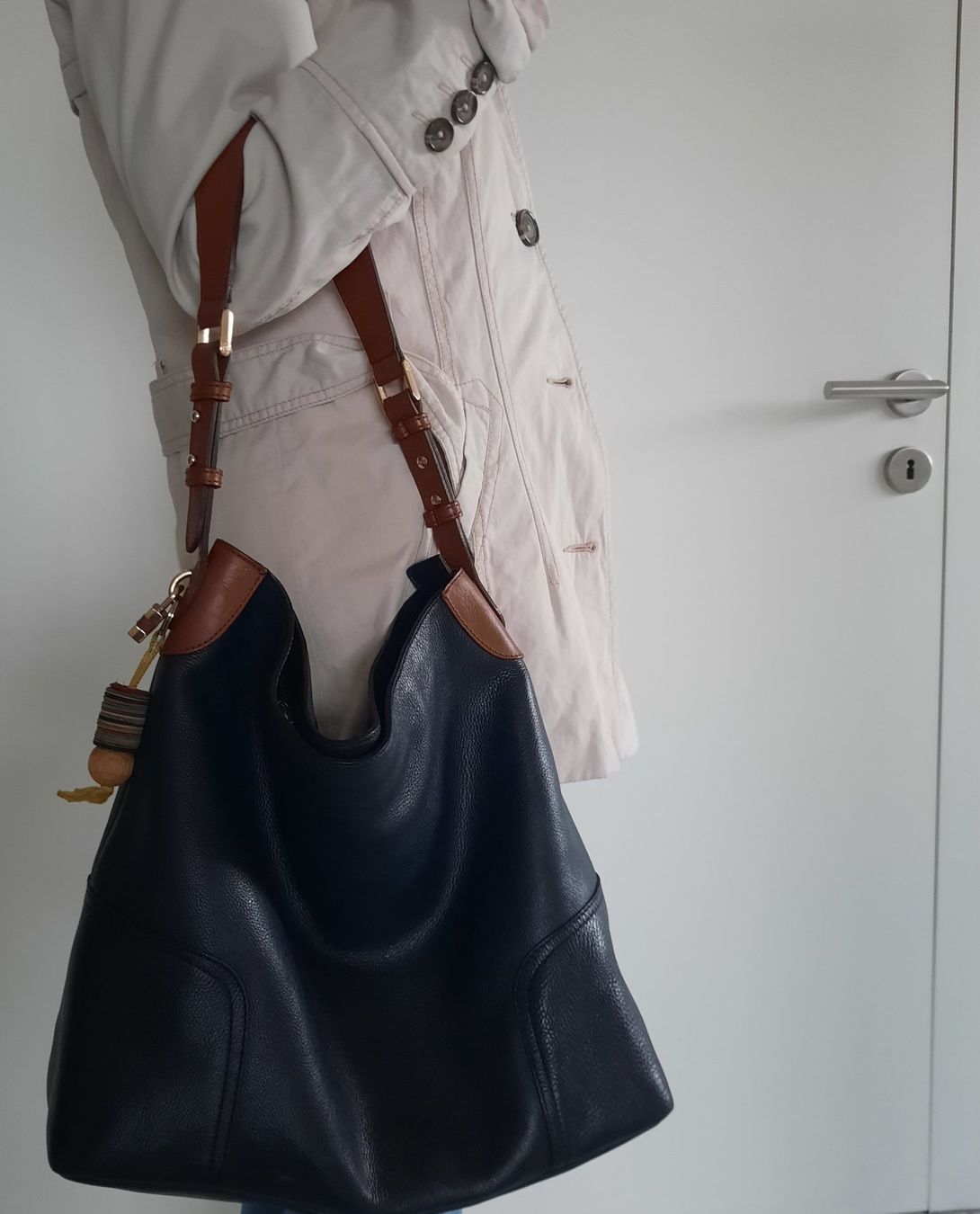 Borse da donna: Grosse Umhängetasche – Usato da Zug venduto da Alpenrose353 6