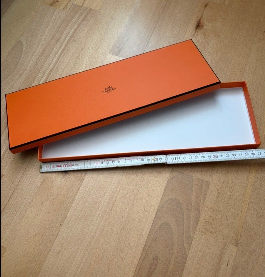 Hermès Borse: ZWEI HERMES Schachteln und 4 Papiertaschen – Nuovo (secondo la descrizione) da Etoy venduto da Diadefin 1