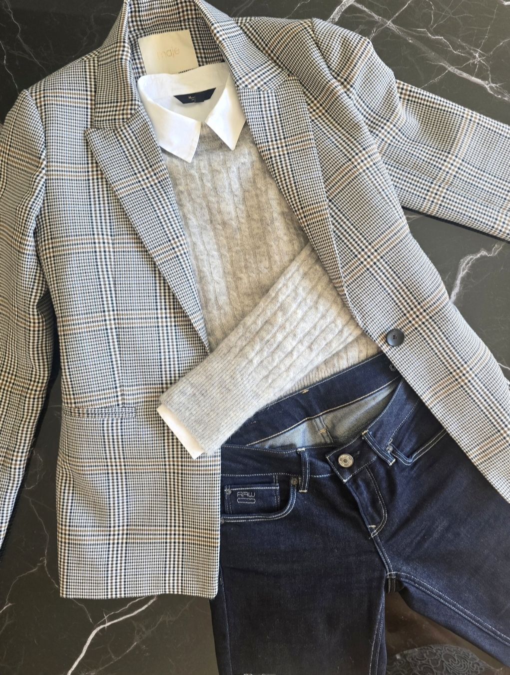 Sandro Lotti di vestiti: Set: Maje Blazer, Sandro Pullover, M.Dutti Hemd, GStar Jeans – Usato da Zollikon venduto da C.fromParis 6
