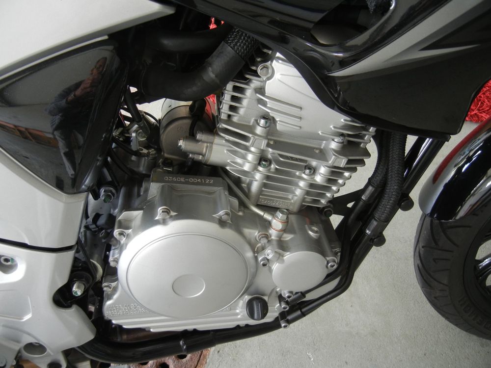 Motorrad Yamaha YBR 250 7