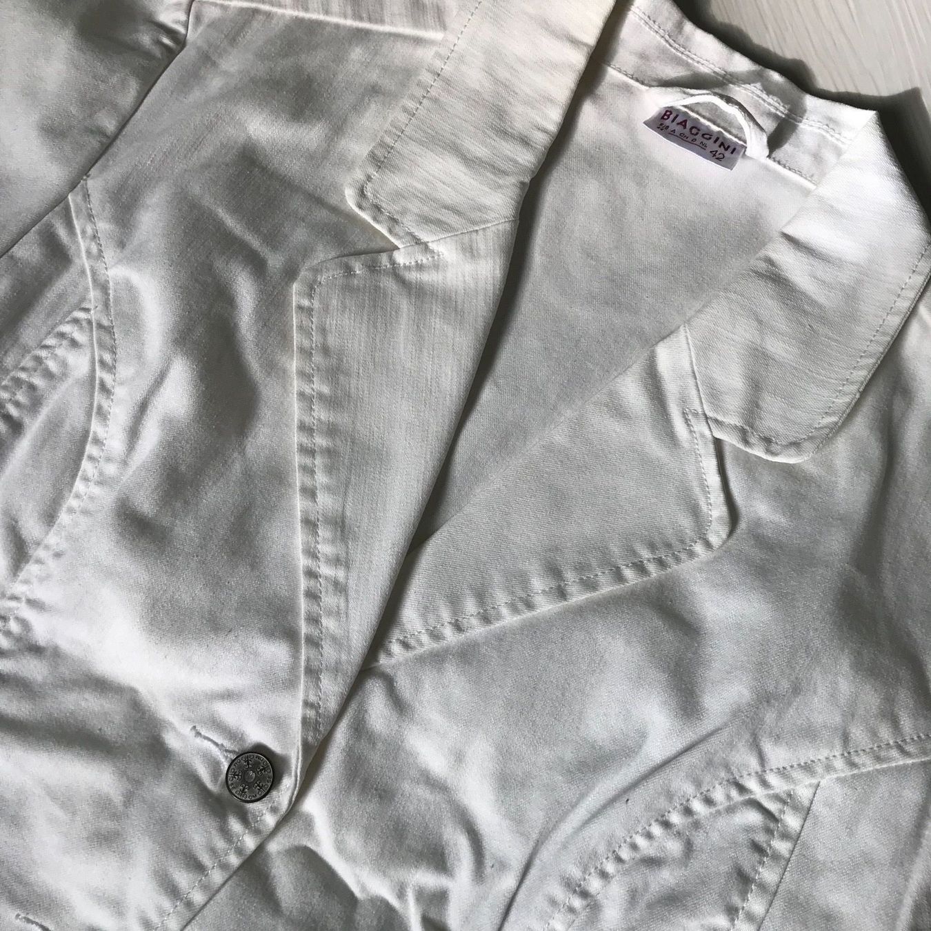Jacken: Weisse schöne Jacke Grösse 42 – Gebraucht aus Turbenthal von fuhrer3 1