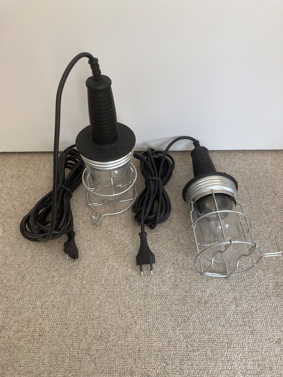 Lampade: 2er Set 220V Werkstattlampen, Robust, Industrie Design – Nuovo (secondo la descrizione) da Schübelbach venduto da Mo-99