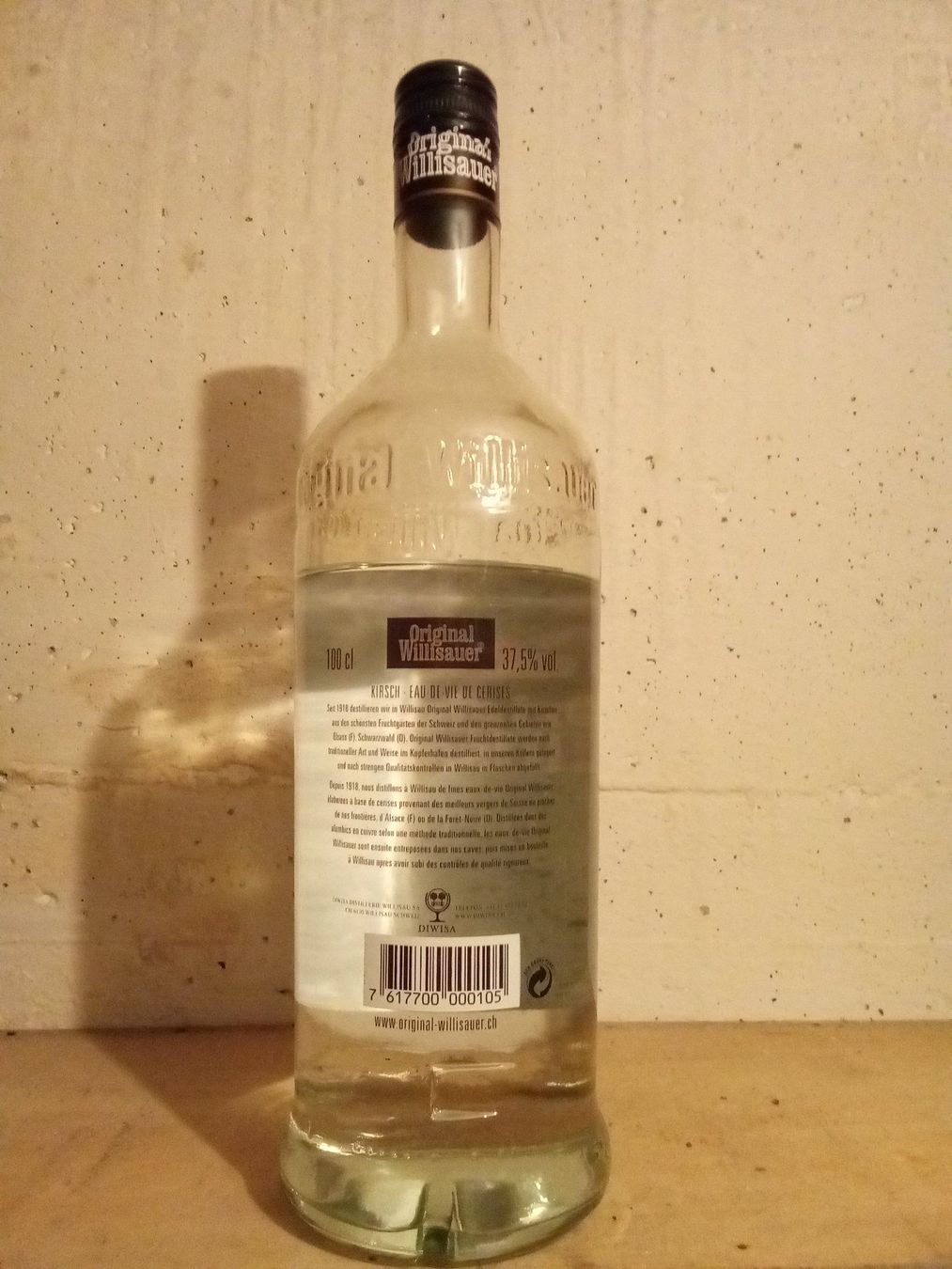 Bevande alcoliche: Original Willisauer Kirsch - 100 cl / 37,5 % vol. – Usato da Bilten venduto da Bora3 4