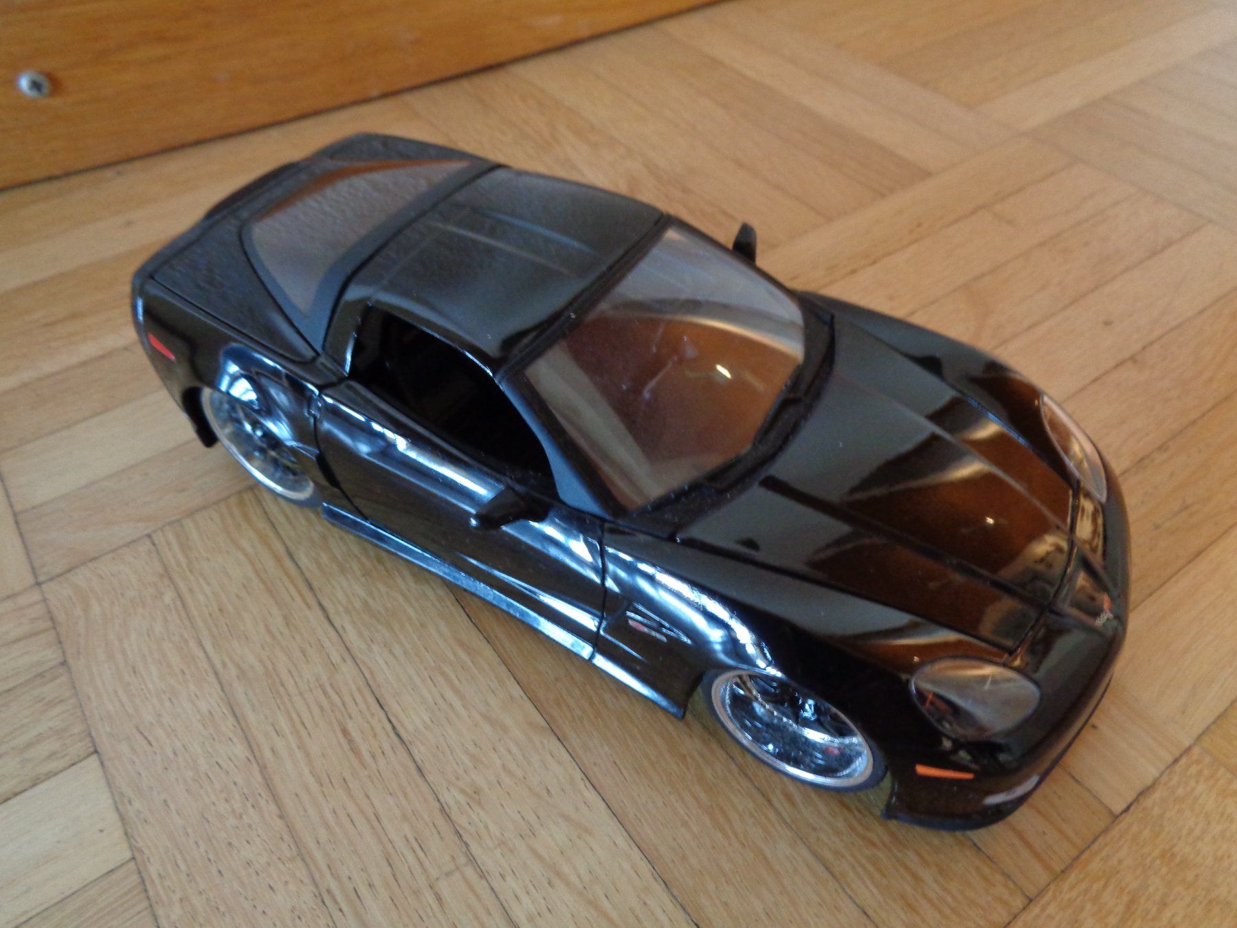 Jada Toys Modellautos: Chevrolet Corvette 1:24 – Gebraucht aus Weiningen ZH von Princebebe 4