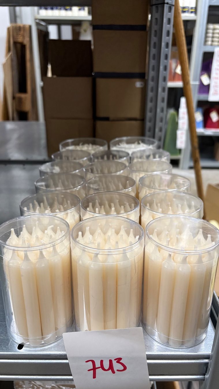 Candele: 743 Posten Christbaumkerzen aus Liquidation – Nuovo (secondo la descrizione) da Derendingen venduto da Meisterstuecke 1
