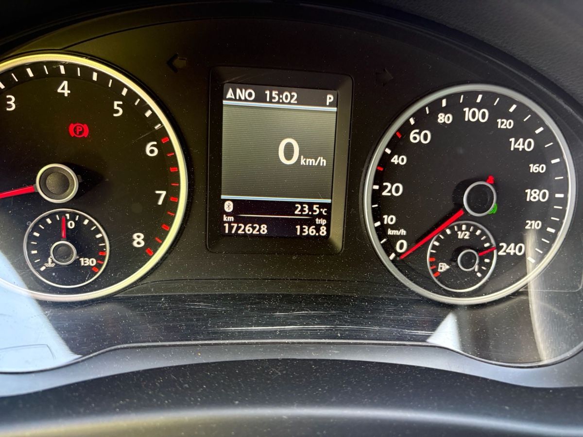 VW Automobili: VW Tiguan 2.0 TSI weiss – Usato da Goldingen venduto da Wolfi04 4