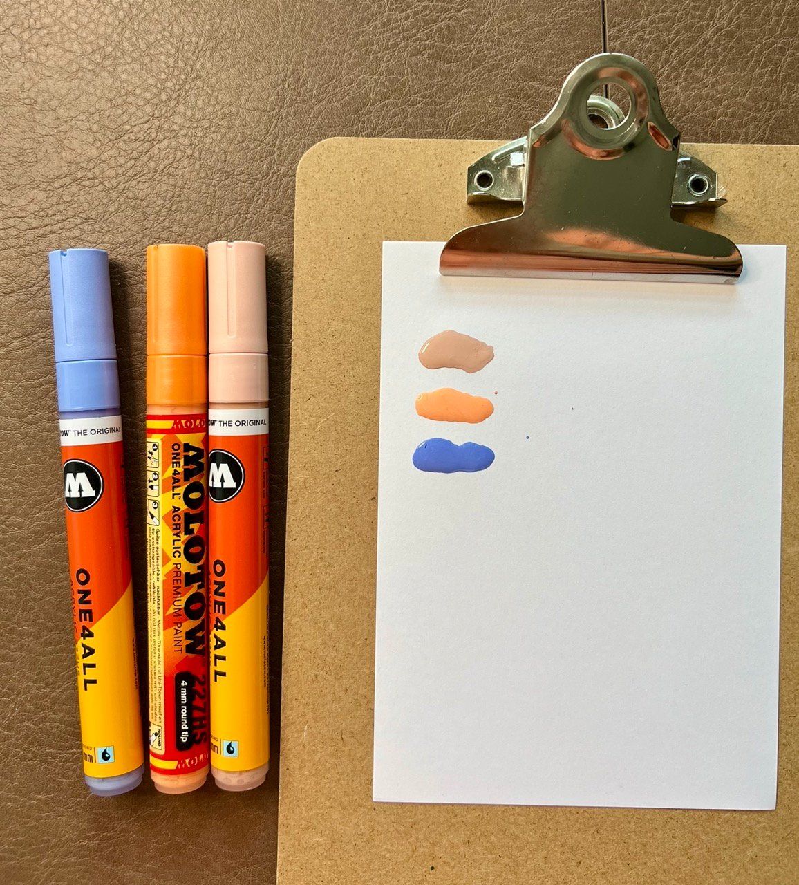 Farben: 3 MOLOTOW Marker Wasserfest Acrylmarker – Gebraucht aus Schliern b. Köniz von equilibrium1123