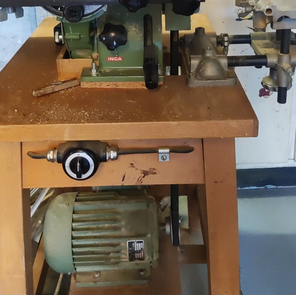 Inca Seghe: INCA Tischfräse mit Motor gebraucht – Usato da Wald Zh venduto da Burlesko