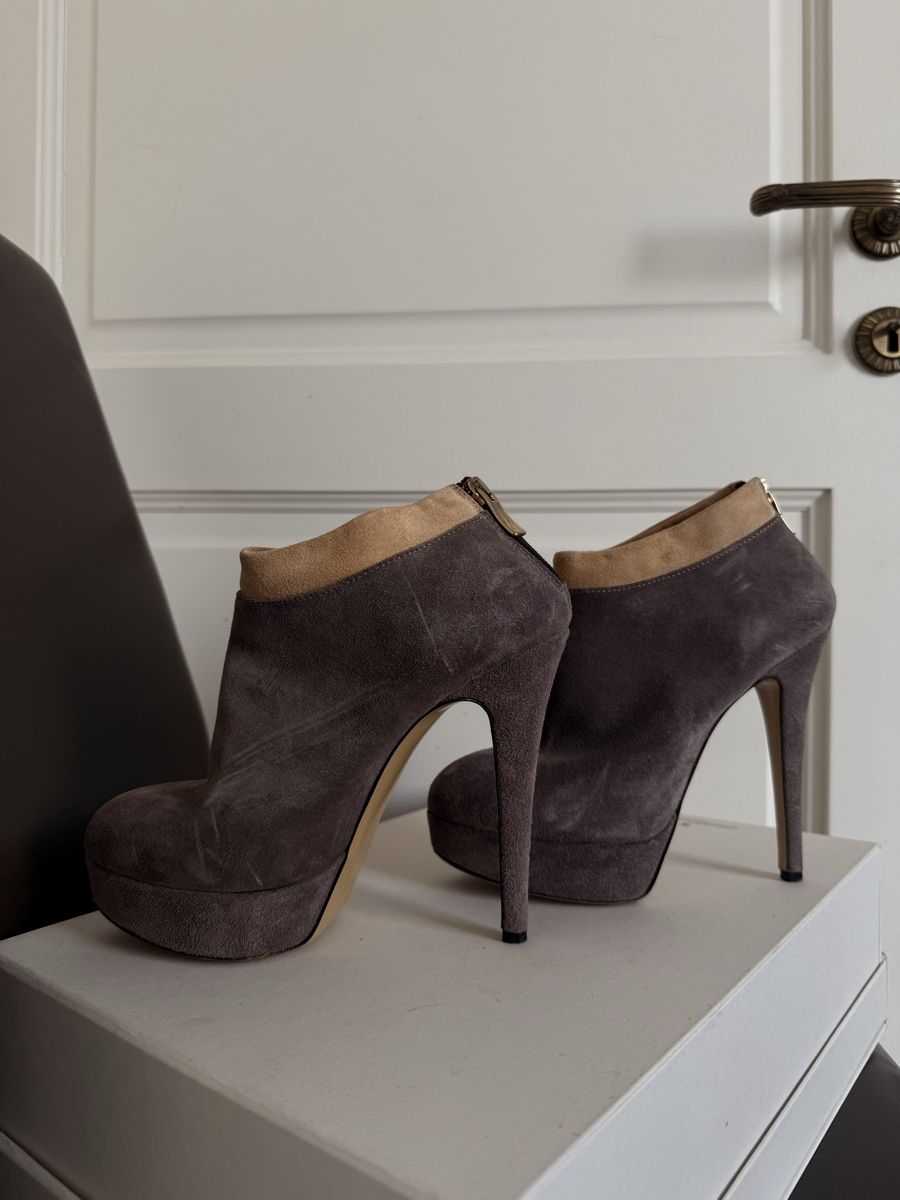 Scarpe da donna: Suede Leather Stiletto Ankle Boots – Usato da Corsier-sur-Vevey venduto da Kristina.Nova 1