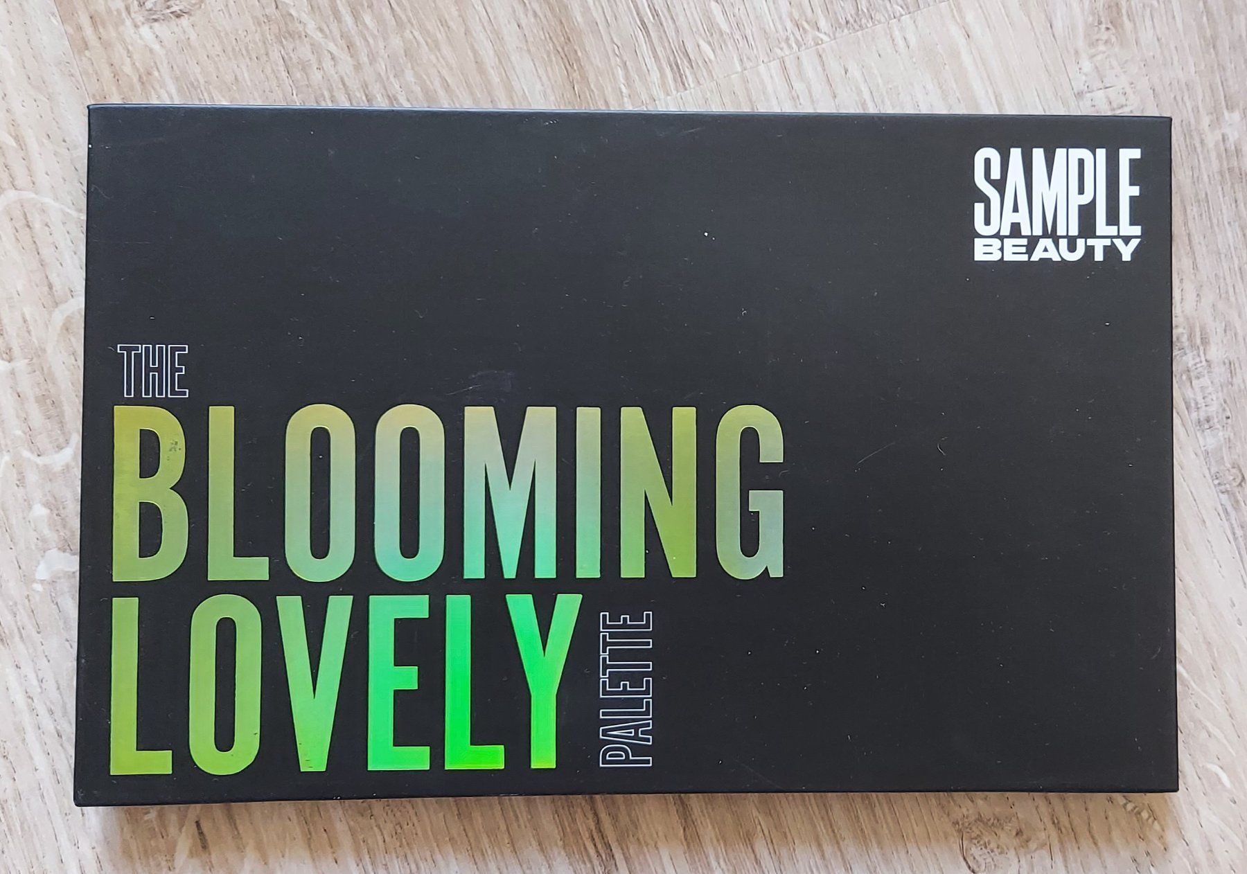 Make-up: Sample Beauty The Blooming Lovely Lidschattenpalette – Gebraucht aus Läufelfingen von Rubine