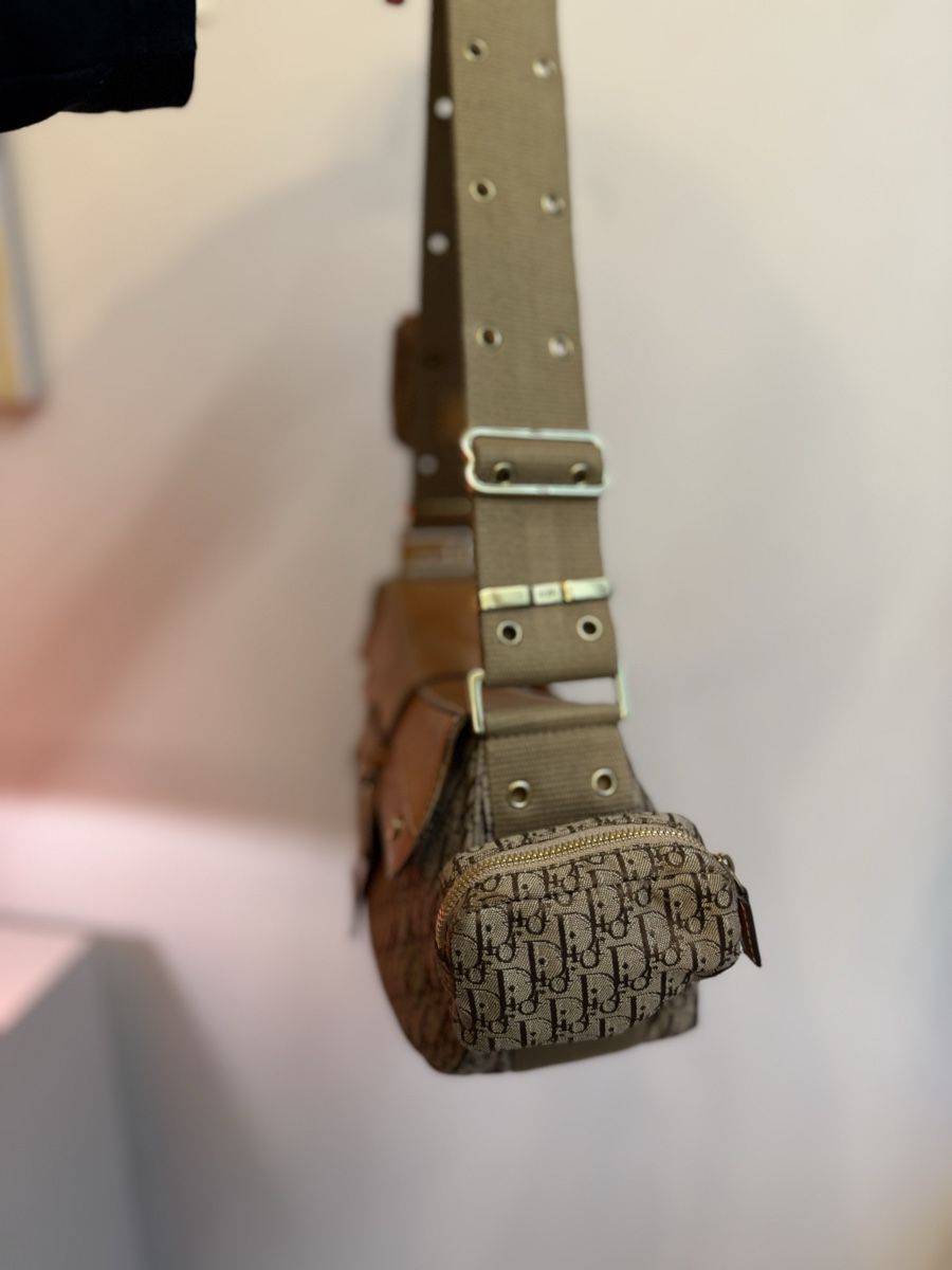 Dior Taschen für Damen: Sac Dior Vintage avec Pochette maniable – Gebraucht aus Lausanne von Mode_350 2